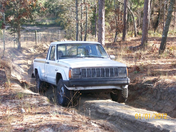 2012-Jan-02HGR4X4Croom 060